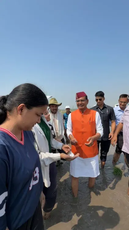 Shivraj Singh Chouhan Pledges to Protect Soil Health, Boost Organic Carbon