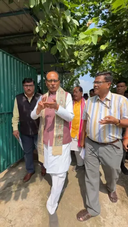 Shivraj Singh Chouhan visits integrated farming model in Patna