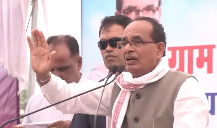 Shivraj Singh Chouhan Vows Soil Health Card Drive for All Farmers