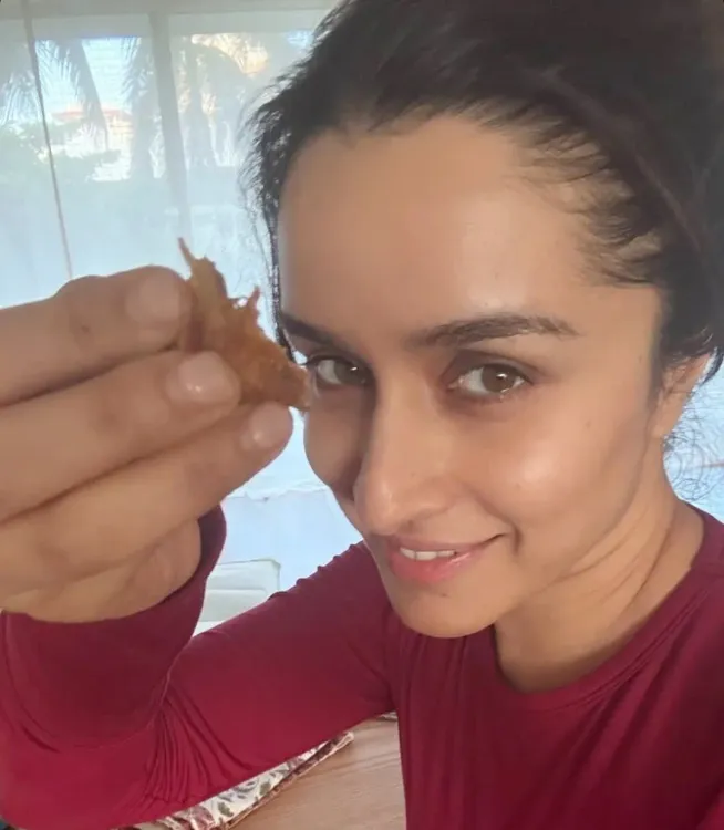 Did Shraddha Kapoor Enjoy Puran Poli This Maharashtra Day?