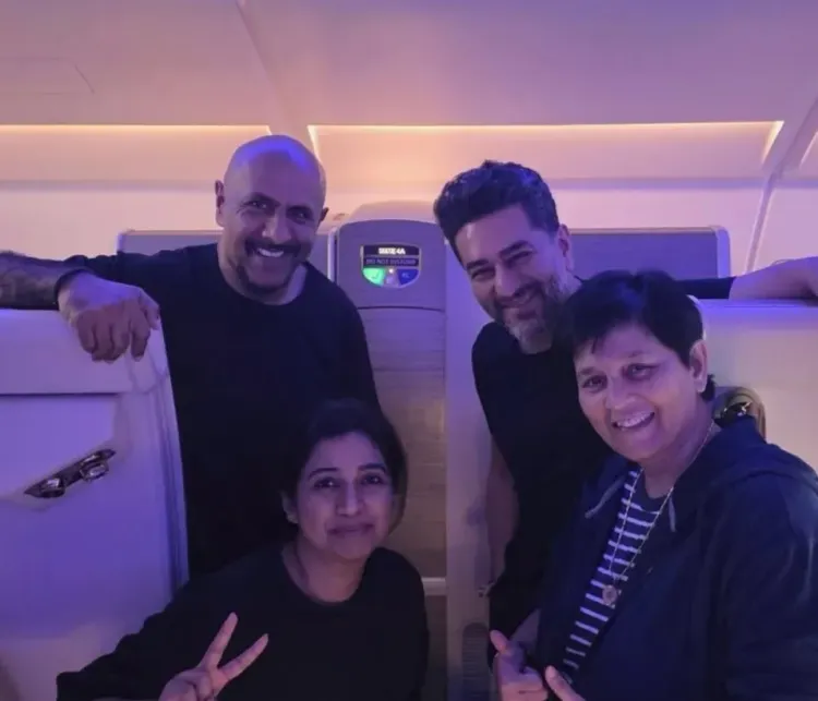 Shreya Ghoshal's fangirl moment: Mid-air meet with Falguni Pathak, Vishal-Shekhar