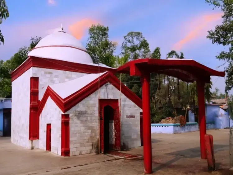 क्या आप जानते हैं उग्रतारा मंदिर के बारे में? मकर संक्रांति पर देवी का दर्शन और 56 व्यंजनों का भोग