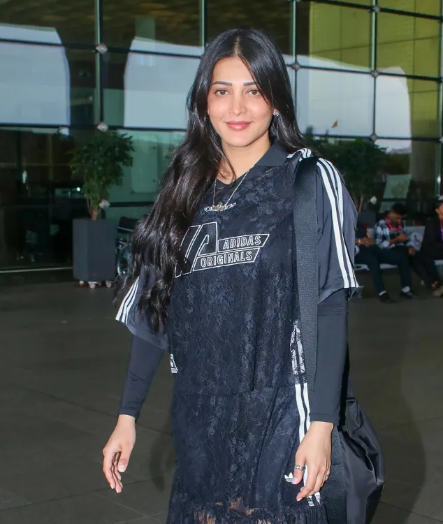 What Did Shruti Haasan Say About 'Coolie' Experience?