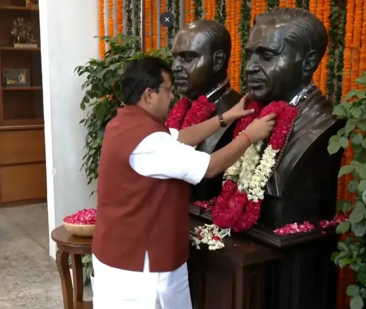 श्यामा प्रसाद मुखर्जी के 73वें बलिदान दिवस पर BJP मुख्यालय में श्रद्धांजलि, नितिन नवीन बोले — मोदी पूरा कर रहे उनका सपना