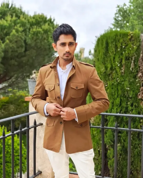 Is Siddharth Thanking Aditi Rao Hydari for Being His Rock?