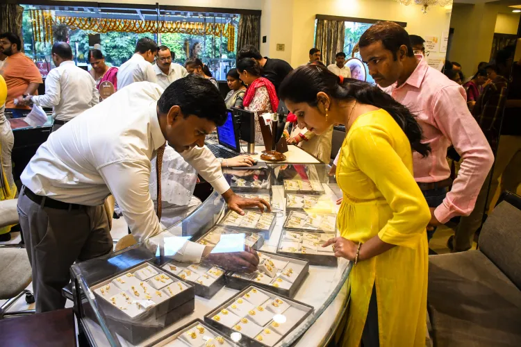 Is Silver Really Reaching a Lifetime High at Rs 3 Lakh per Kg on MCX Amid Global Tensions?