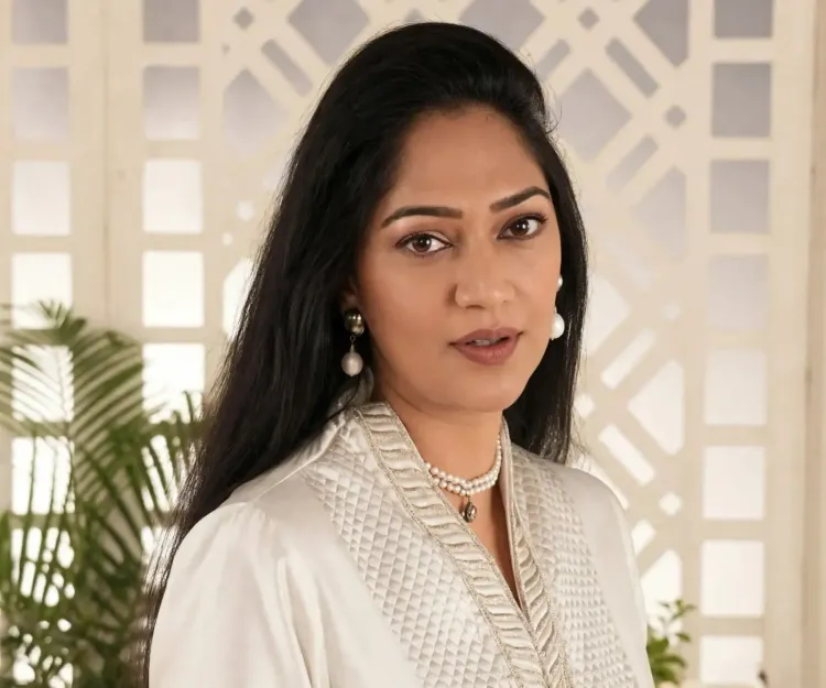 Simi Garewal remembers Vinod Khanna: 'My co-star, neighbour and friend'