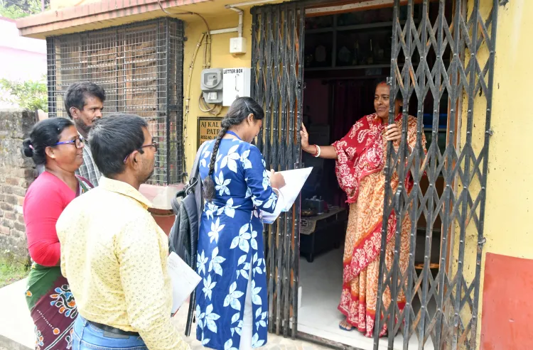 Is a Woman BLO in West Bengal Accused of Proxy Duties for a Relative?