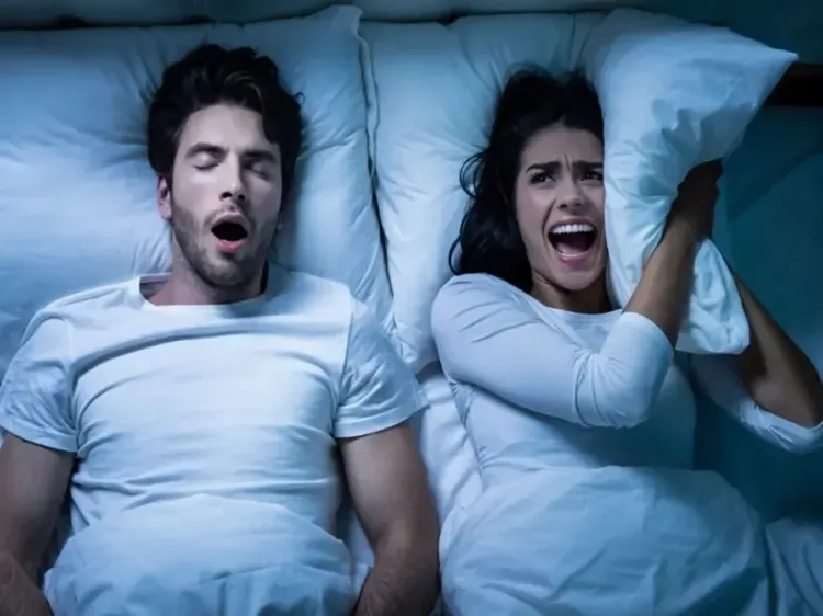 क्या खर्राटे सिर्फ आवाज हैं या श्वसन मार्ग की रुकावट का संकेत?