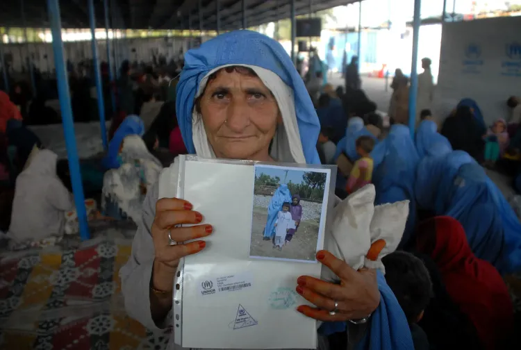 Is the Situation for Afghan Refugees in Pakistan Distressing and Inhumane?