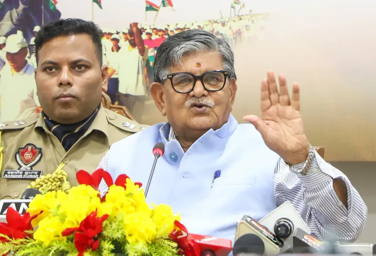 SKM-Punjab submits MSP, debt relief memo to Punjab Governor Kataria