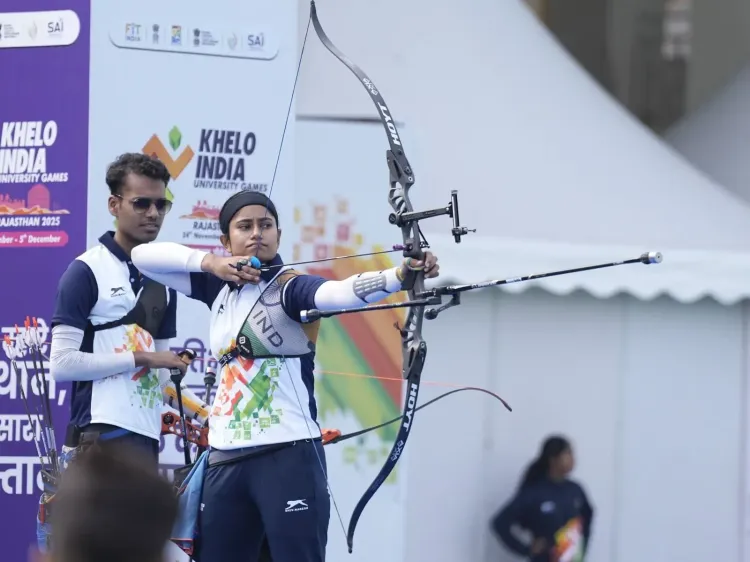 How does Anshika Kumari maintain her focus despite setbacks?