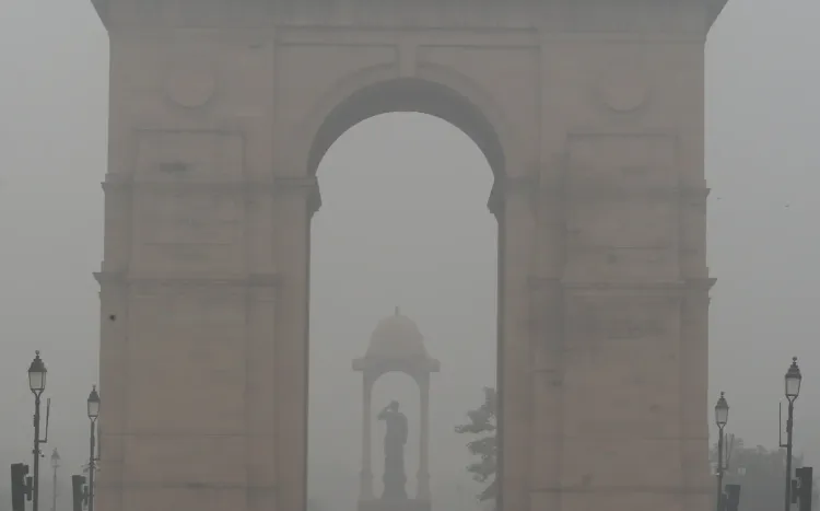 Has Smog Returned to Delhi with Air Quality Deteriorating?