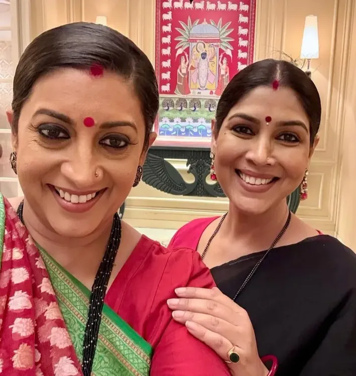 Smriti Irani misses Sakshi Tanwar, calls her 'effortlessly elegant'