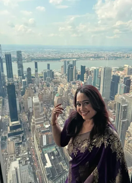 Sonalika Joshi poses in purple saree at New York's Empire State Building