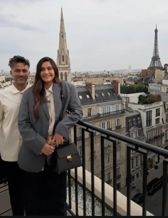 Sonam Kapoor's Paris evening with Anand Ahuja: 'Blurry evenings with my baby'