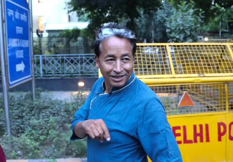 क्या सुप्रीम कोर्ट ने सोनम वांगचुक की हिरासत पर केंद्र और लद्दाख प्रशासन को नोटिस जारी किया?