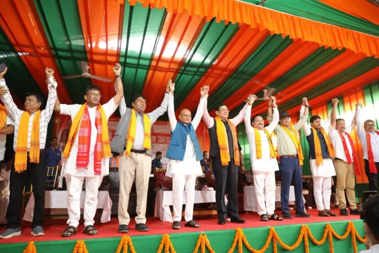 Sonowal campaigns for BJP's Nagaon Bypoll candidate at Dalanghat