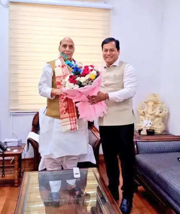 Sonowal Greets Rajnath Singh on Birthday, Hails Defence Vision