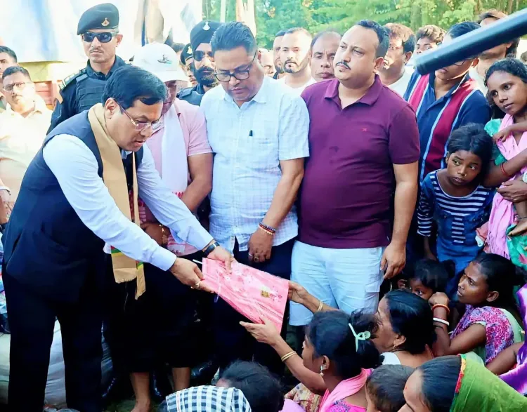 Sonowal visits flood relief camp in Sivasagar, reviews aid