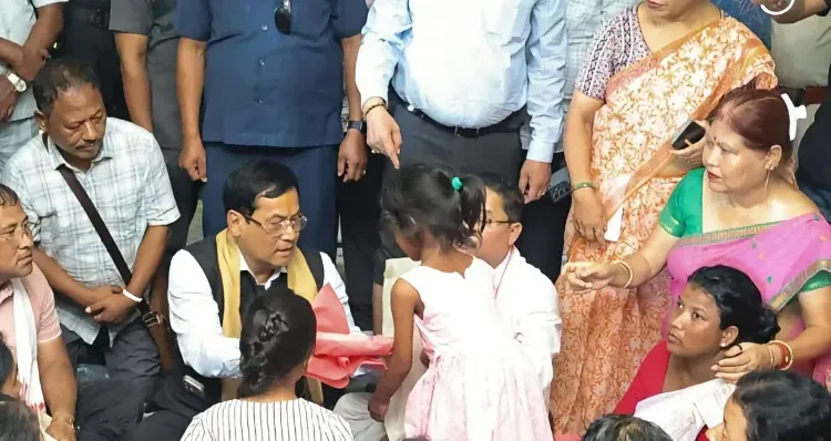 Sonowal visits Sivasagar flood relief camp, directs aid