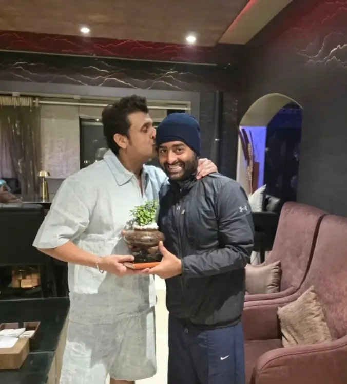 Sonu Nigam Reminisces About Arijit Singh's Visit: A Heartwarming Reunion