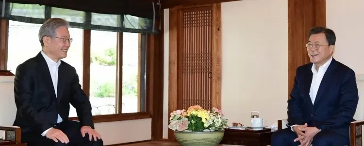 What Happened During Lee's Meeting with Moon Ahead of South Korea's Election?