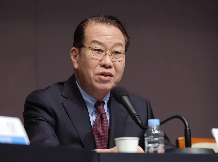 South Korea: Ruling Party Leader Refutes Resignation Speculation Surrounding Yoon Ahead of Impeachment Decision