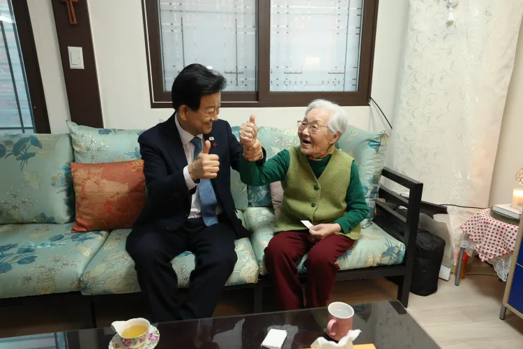 Will South Korea Focus on Confirming the Status of Separated Families in North Korea?