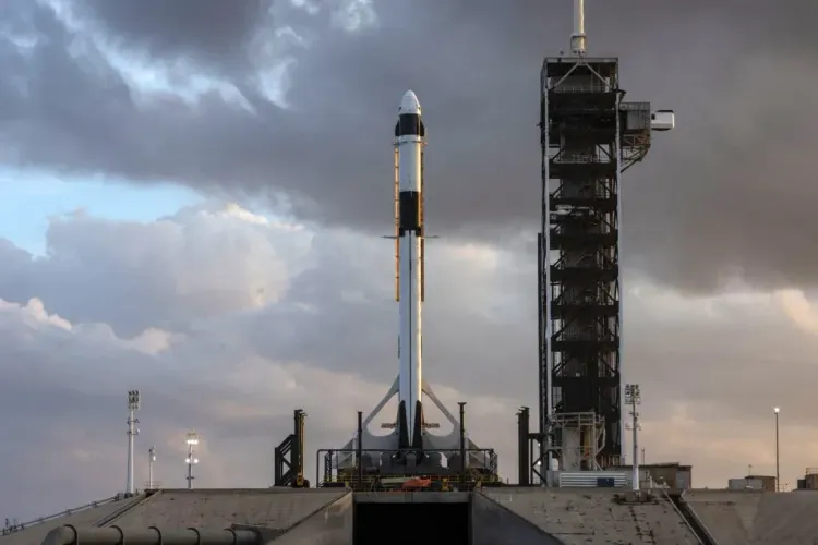 SpaceX IPO debuts at $160.95, market cap hits record $2.2 trillion on day one