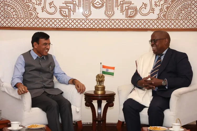 Dr. Mandaviya Engages with Commonwealth Sport President Rukare to Discuss India's Ambitious Plans for CWG 2030