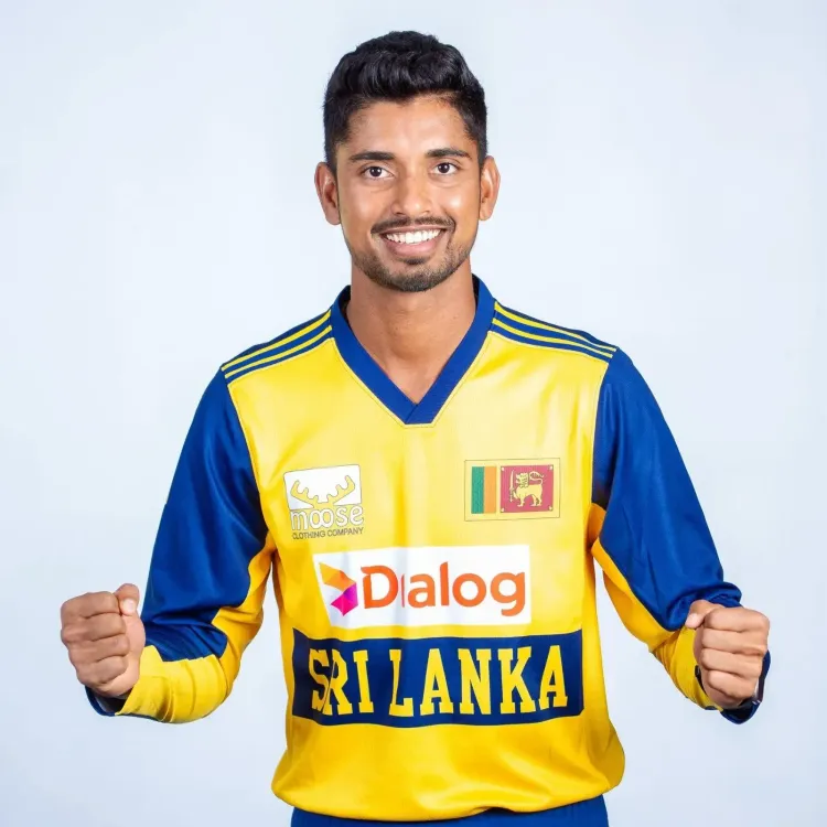Nuwanidu Fernando eyes national team spot in 50-over tri-series