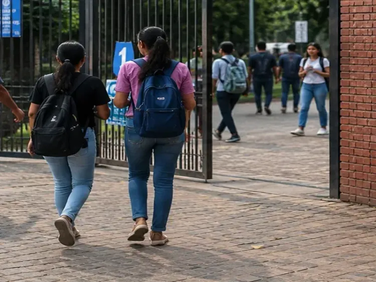 DU School of Open Learning students charged at exam centre, KYS demands apology