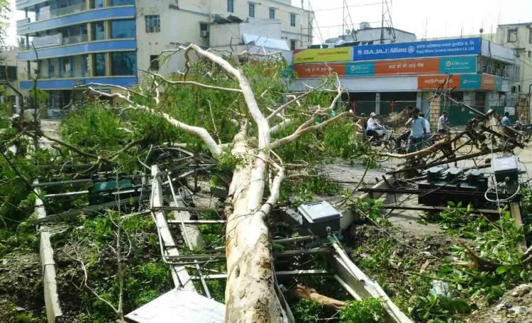 Bihar storms kill 13, Yellow Alert for 33 districts after heat relief
