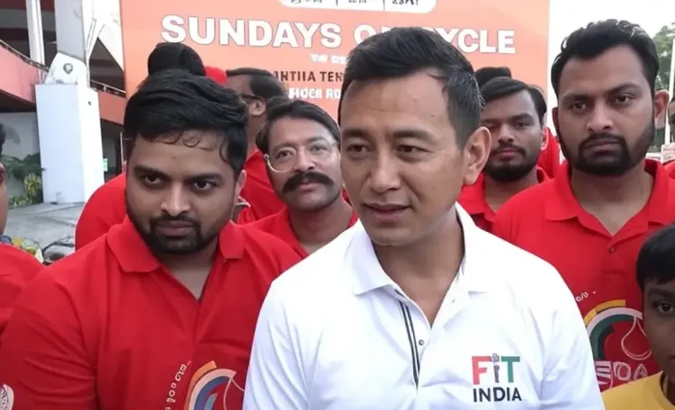 क्या संडे ऑन साइकिल से बाइचुंग भूटिया ने देशवासियों को फिट रहने के लिए प्रेरित किया?