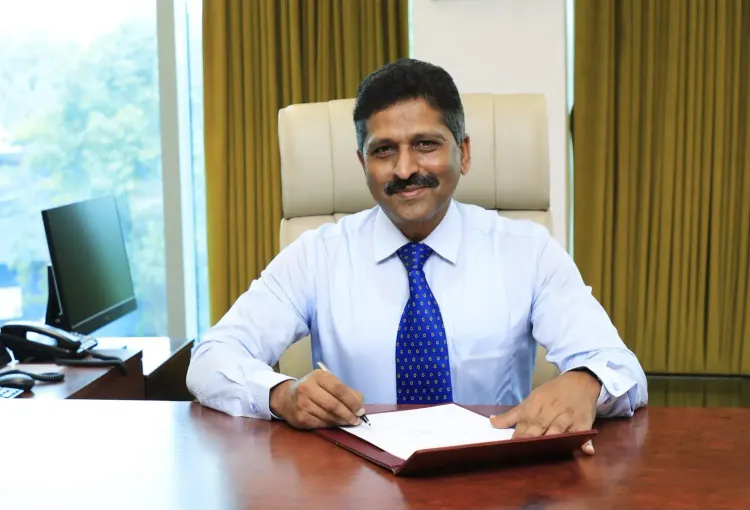 एक दिन में तीन वॉरशिप कमीशन: GRSE ने रचा इतिहास, भारतीय नौसेना में 80% स्वदेशीकरण