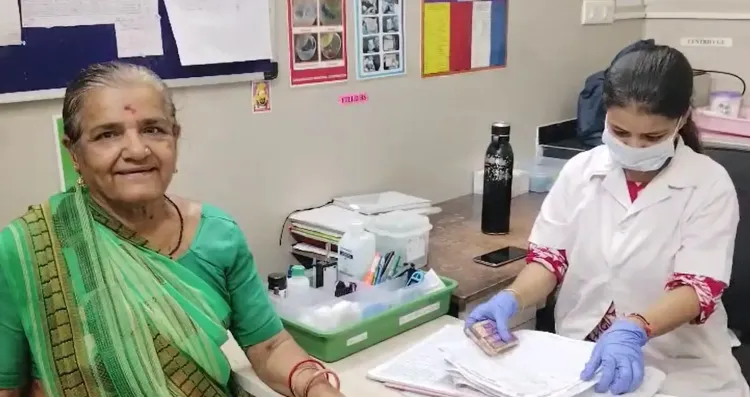 क्या ‘स्वस्थ नारी, सशक्त परिवार अभियान’ के तहत महिलाओं को मुफ्त स्वास्थ्य जांच और उपचार मिल रहा है?