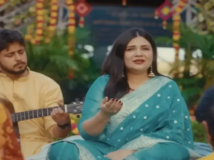 क्या स्वाति मिश्रा ने अपनी मधुर आवाज में छठ गीत रिलीज किया?