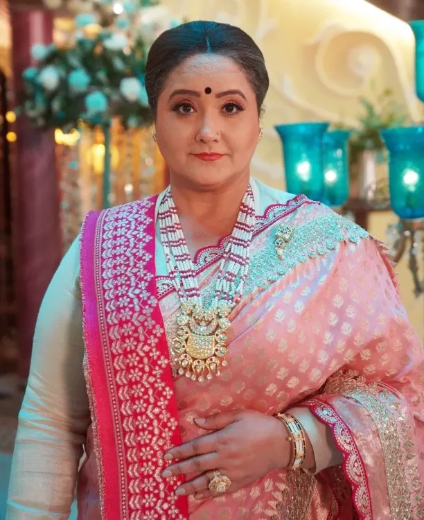 How Does Swati Shah View Her Co-Stars as Family?