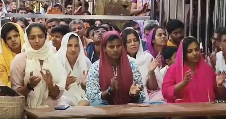 टी20 विश्व कप 2026 से पहले हरमनप्रीत कौर की अगुवाई में भारतीय महिला टीम ने उज्जैन में लिया महाकाल का आशीर्वाद