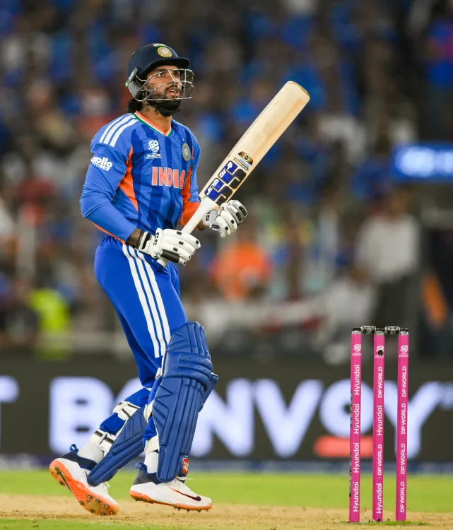 India Dominates T20 World Cup Final with 255/5 Against New Zealand
