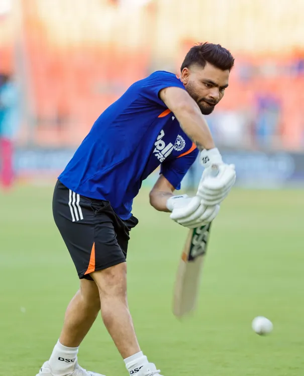 टी20 विश्व कप: बल्लेबाजी कोच सितांशु कोटक ने बताया रिंकू सिंह टीम में कब शामिल होंगे?