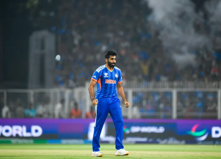 टी20 वर्ल्ड कप: स्टुअर्ट ब्रॉड ने बुमराह को बताया 'सर्वकालिक सर्वश्रेष्ठ तेज गेंदबाज'