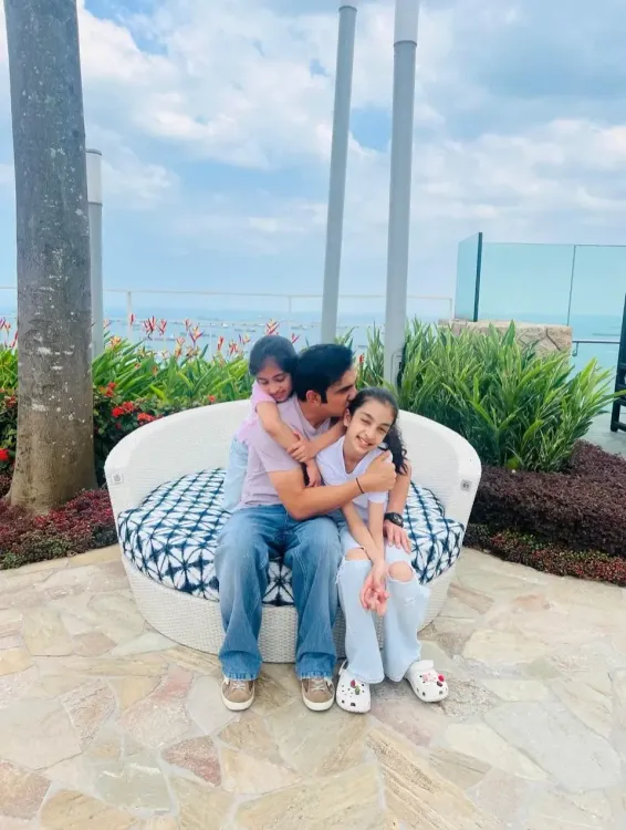 गौतम गंभीर सिंगापुर में परिवार के साथ टी20 वर्ल्ड कप जीत का जश्न मना रहे हैं