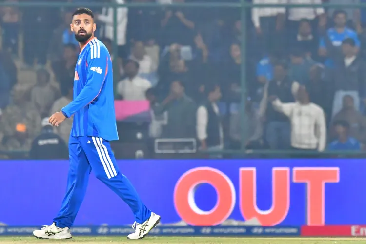 टी20 विश्व कप: क्या कुलदीप यादव को फाइनल में वरुण चक्रवर्ती की जगह मिलेगी?