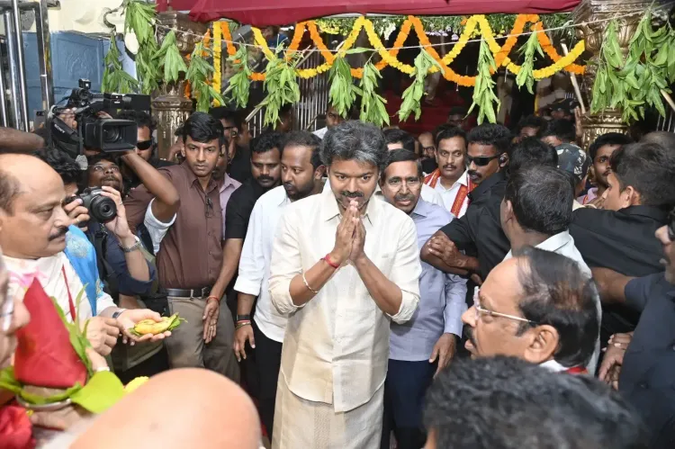 Tamil Nadu CM Vijay visits Kanaka Durga Temple, holds water talks with AP's Naidu