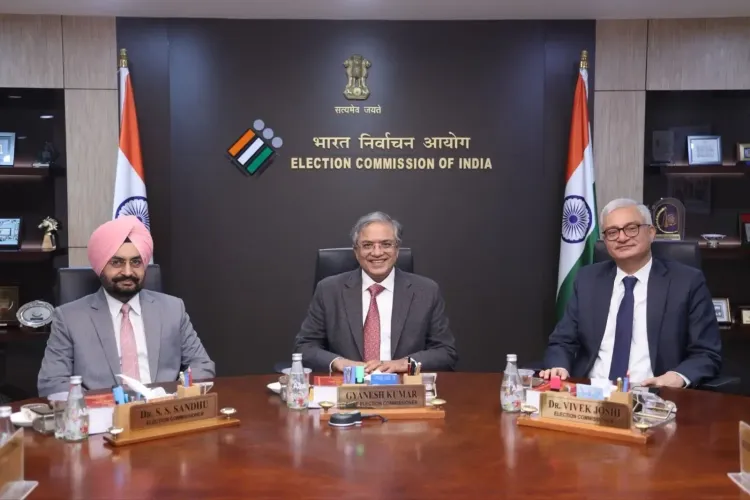 ऐतिहासिक मतदान: तमिलनाडु में 84.64%25 और पश्चिम बंगाल में 91.74%25 वोटिंग, CEC ज्ञानेश कुमार ने किया सलाम