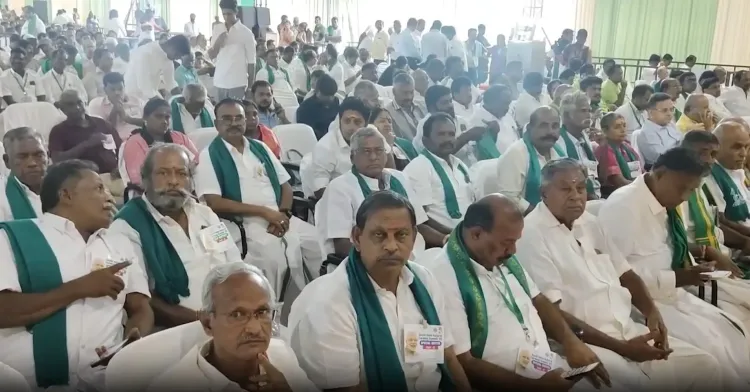 क्या तमिलनाडु के किसानों ने <b>प्रधानमंत्री मोदी</b> की तारीफ की है?