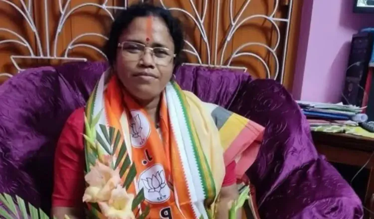 Tapasi Mondal Joins TMC as the Fifth BJP MLA While Maintaining Official BJP Position