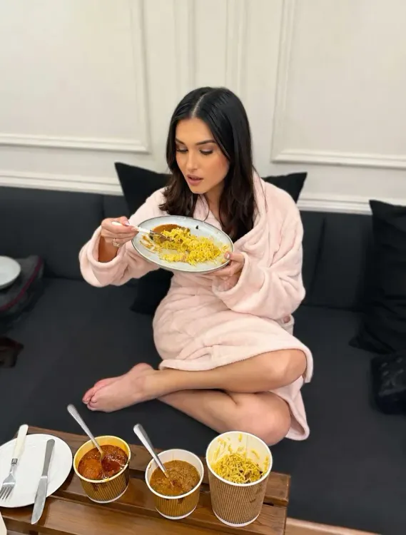 Tara Sutaria busts 'actresses don't eat' myth with on-set food post